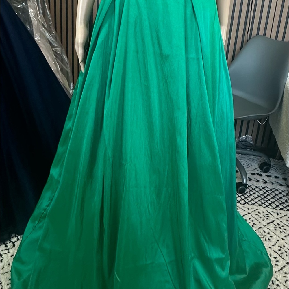 Sherri Hill 2-pc Maxi A-Line Skirt in Vibrant Green for Prom TAKING OFFERS